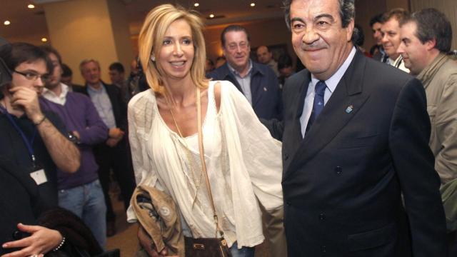 Álvarez-Cascos, junto a Porto, en 2012 en Oviedo.