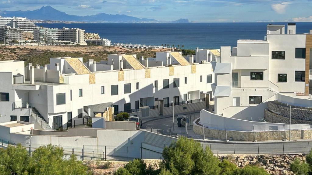 Unas urbanizaciones en Gran Alacant, Santa Pola.