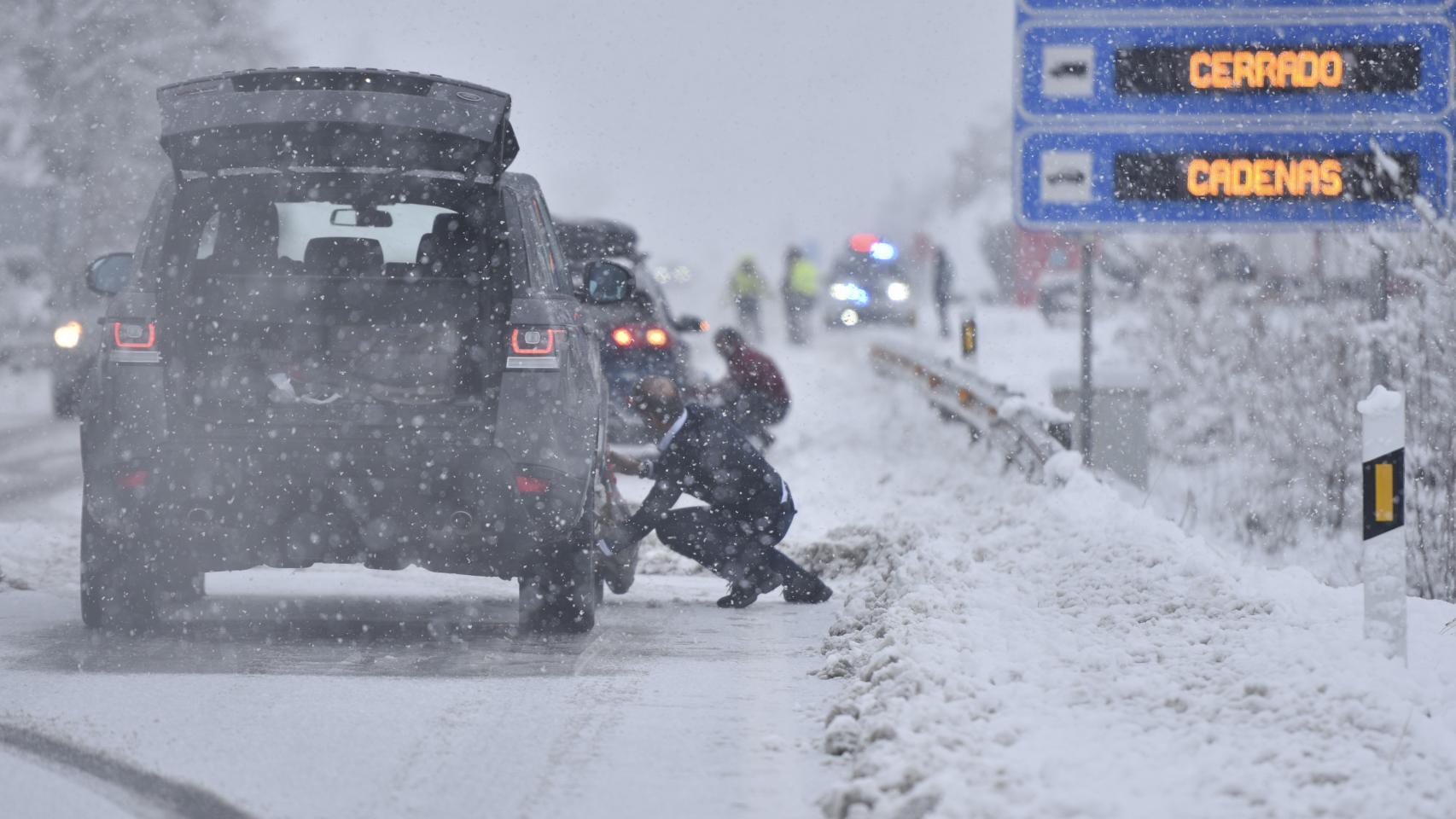 Las borrascas Fien y Gerard traen un fuerte temporal de nieve, frío, viento y grandes olas a España