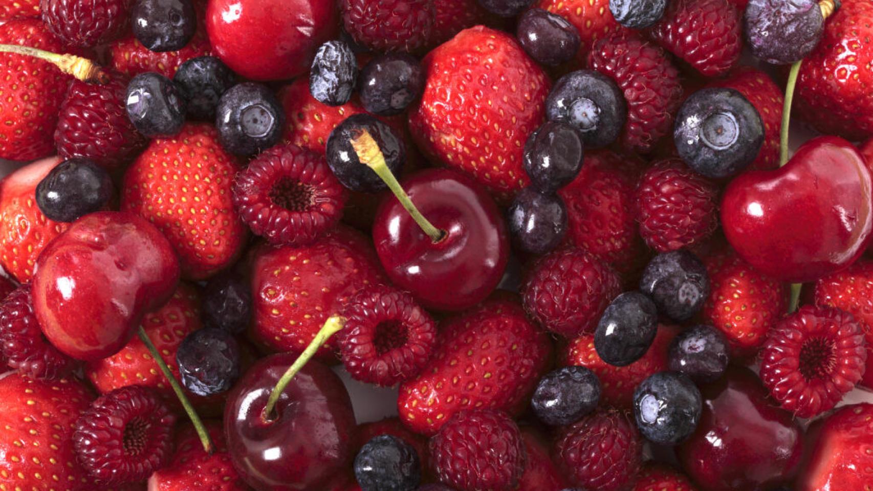 Frutas rojas y del bosque.