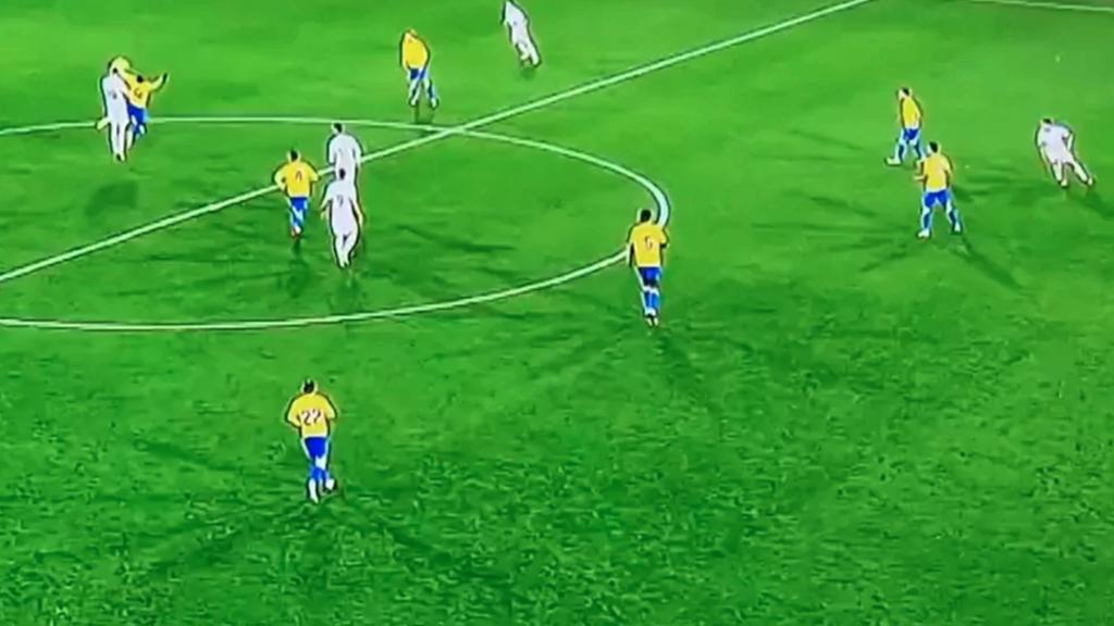 Gol en fuera de juego del Elche contra el Cádiz