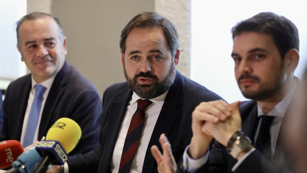 Paco Núñez con Gregorio y Serrano. Foto: PP CLM.