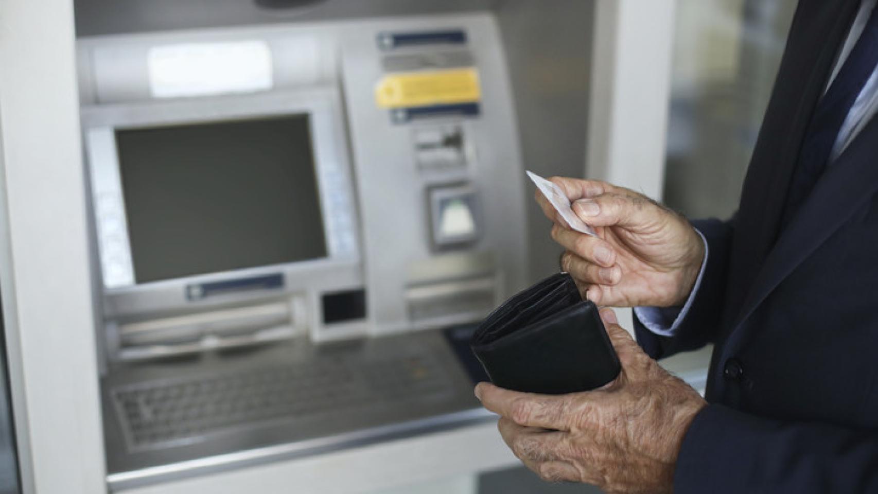 Subida de las pensiones en enero de 2023: ¿qué día se cobra en cada banco?