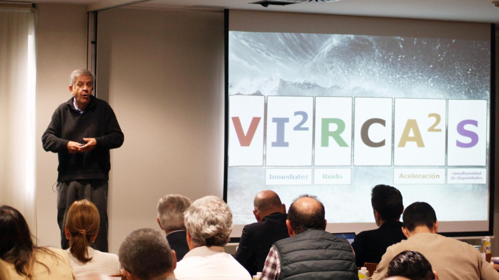 Marcos Urarte, consultor estratégico, durante la conferencia impartida en Valladolid invitado por Facyl