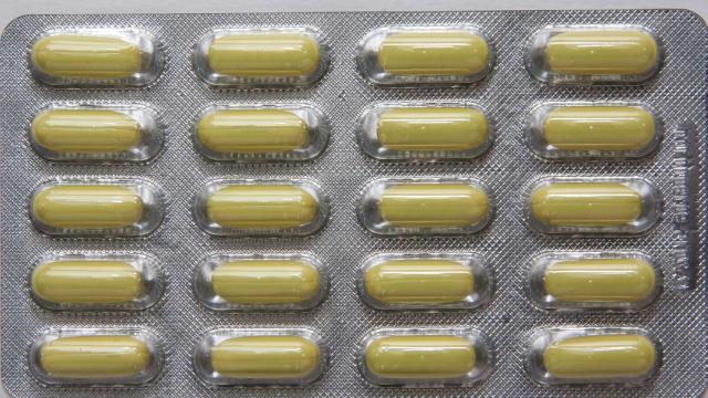 Alerta sanitaria en España: Sanidad retira este famoso fármaco para el estómago y pide no tomarlo