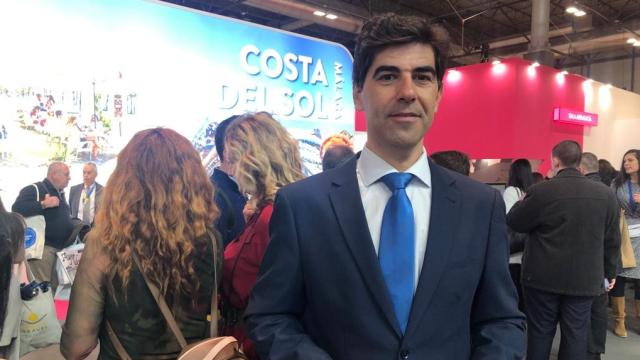 El alcalde de Coín, Francisco Santos,  en Fitur.