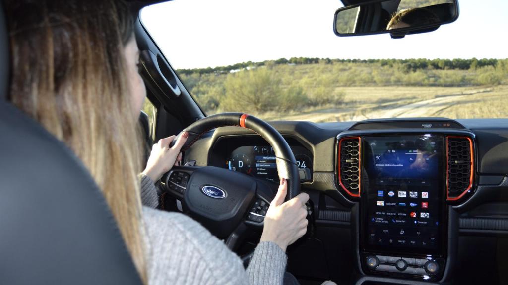 El Ford Ranger Raptor es un vehículo muy prestacional y divertido para conducir.