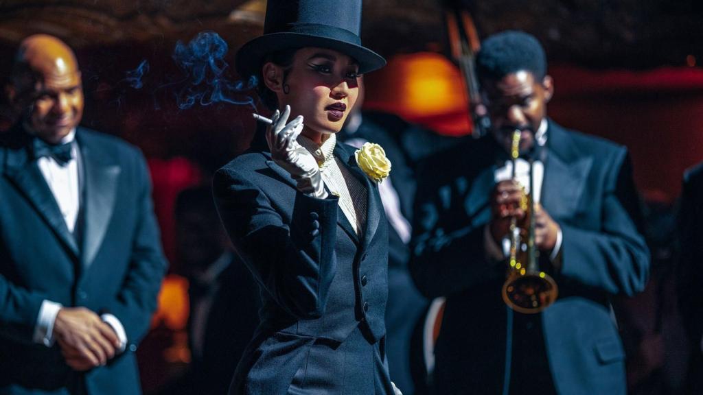 Li Jun Li como Lady Fay Zhu en 'Babylon'.