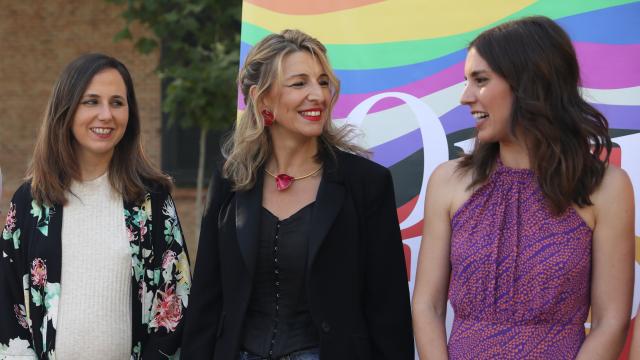 Ione Belarra, Yolanda Díaz e Irene Montero, en un acto del año 2022, cuando las tres formaban parte del Gobierno.
