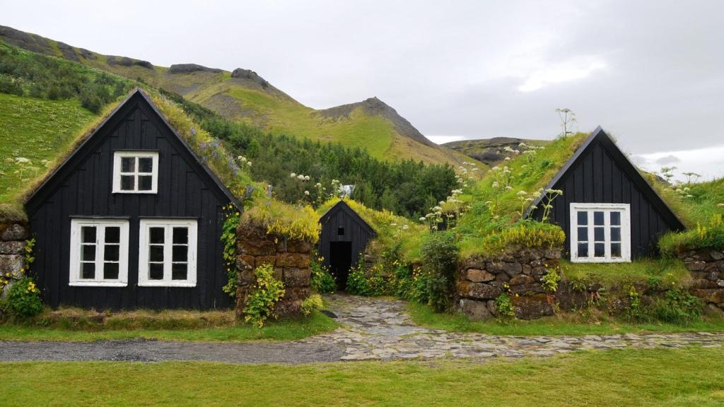 Skogar.