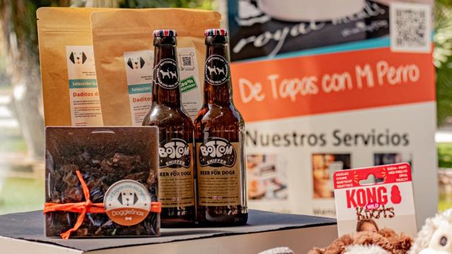 Algunos de los productos disponibles en el menú de 'DoggieSnax'.