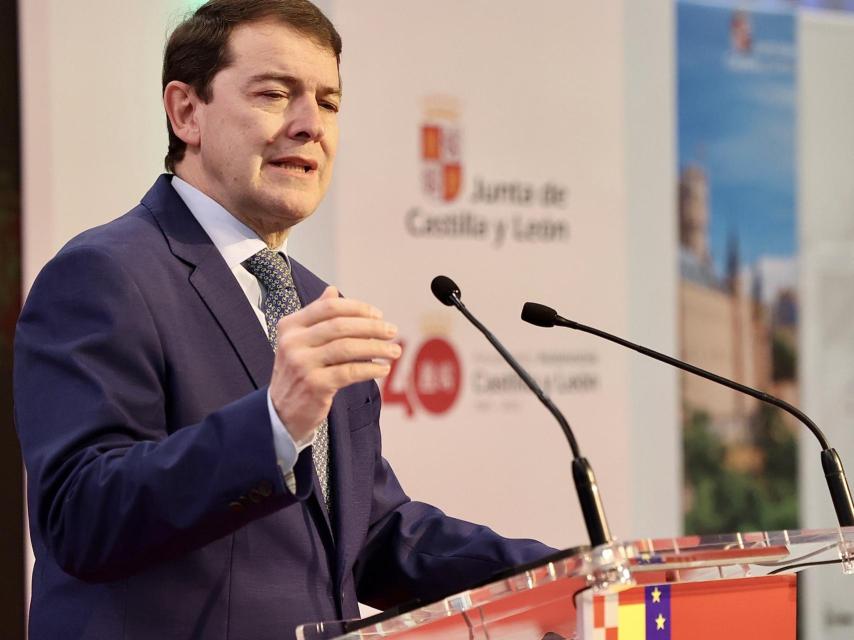 El presidente de la Junta, Alfonso Fernández Mañueco, en una intervención este viernes.