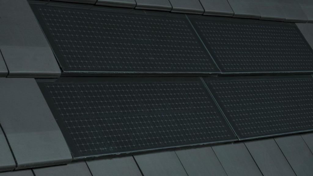 Teja solar de Wienerberger.