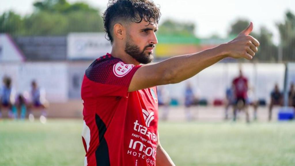 Diego de la Mata durante un partido con el Formentera