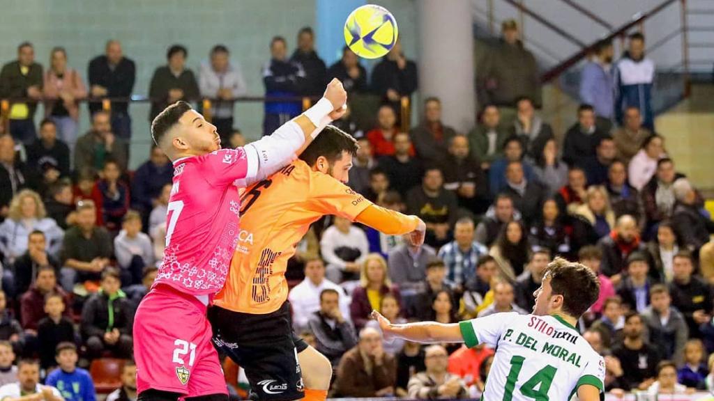Cristian Ramos, portero del Córdoba Patrimonio de la Humanidad, durante un partido
