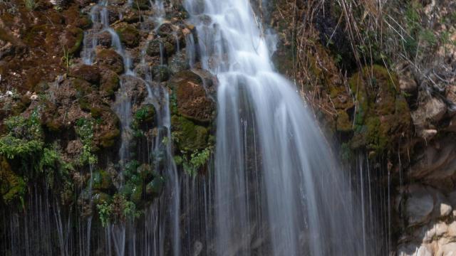Una cascada en la vía verde 'rambla de Puça' de Petrer, en una imagen de archivo.