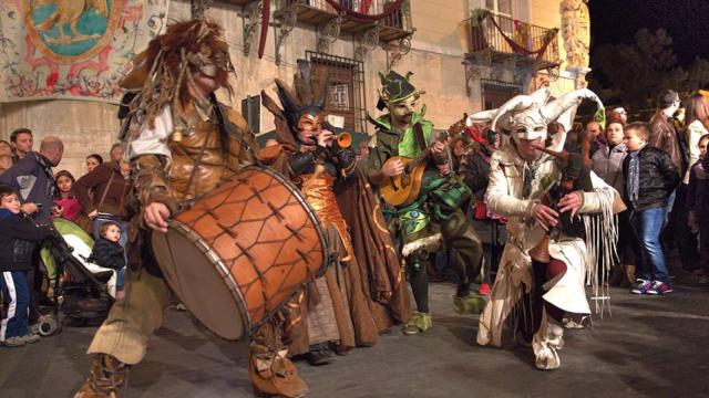 Un momento del mercado medieval de Orihuela, en edición anterior a la pandemia.