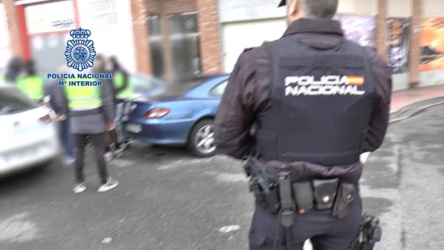 Operación de la Policía Nacional para detener al presunto remitente de las cartas bomba enviadas a Sánchez y a la Embajada de Ucrania