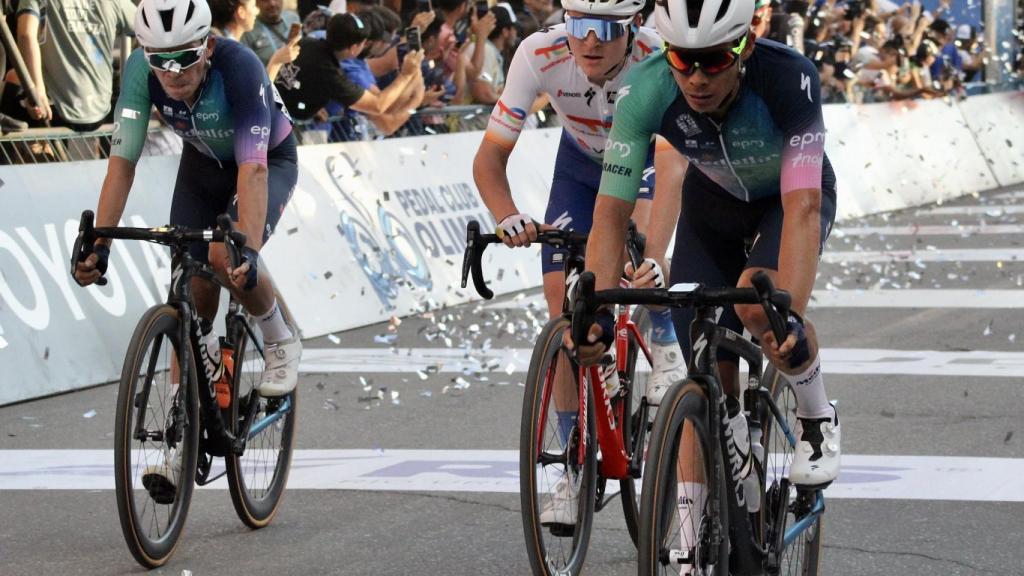 'Superman' López durante una etapa de la Vuelta a San Juan