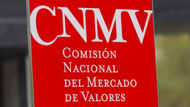 Fachada de la sede de la Comisión Nacional del Mercado de Valores.