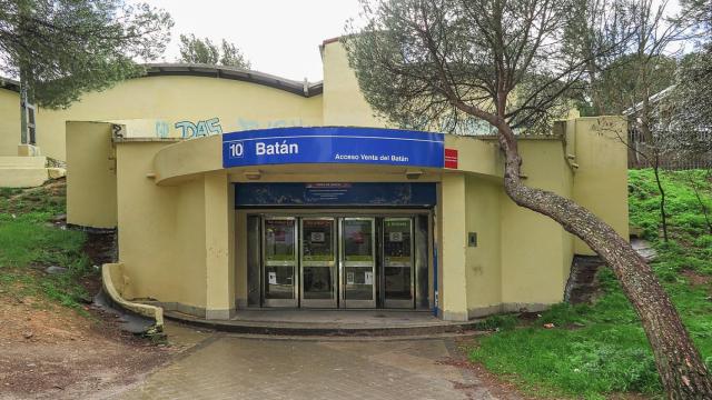 La boca de metro de Batán, donde en diciembre fue robada y agredida una joven de 22 años.