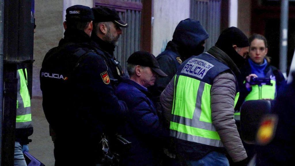 Pompeyo, el solitario enterrador que enviaba cartas bomba y vídeos de Putin y el Grupo Wagner