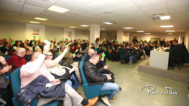 La asamblea de este miércoles ha adelantado la convocatoria electoral en la fiesta de Alicante.