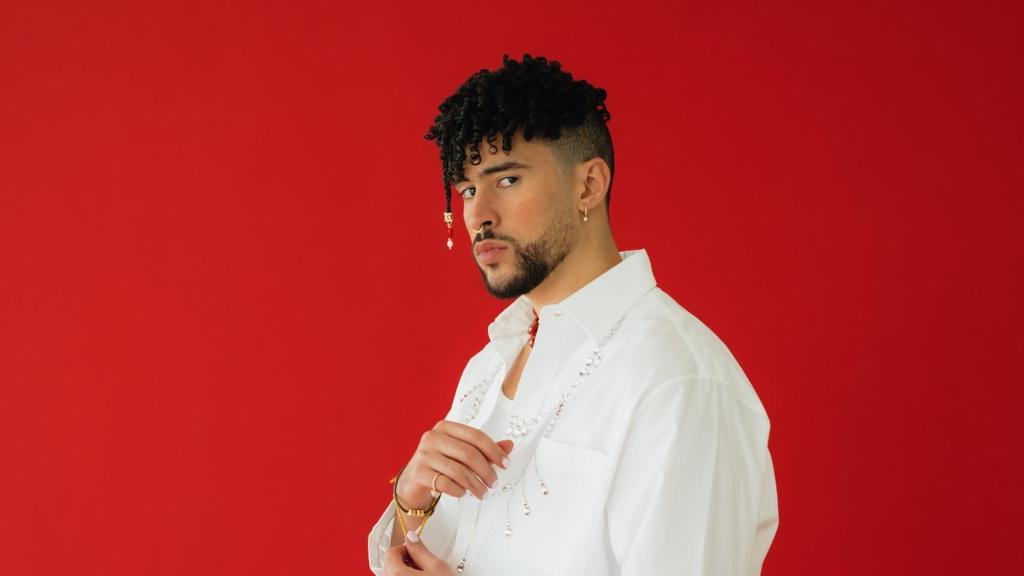 Bad Bunny en una imagen promocional