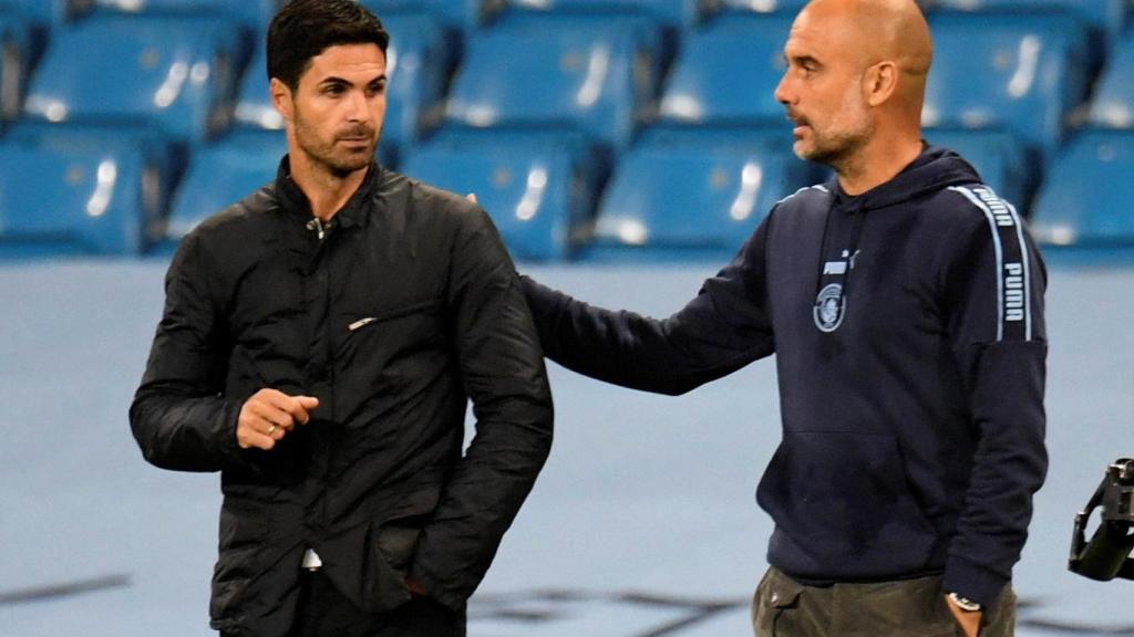 Mikel Arteta y Pep Guardiola, en un Arsenal - Manchester City en 2022
