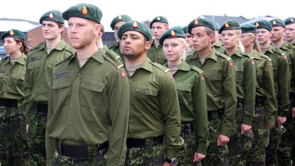 Mujeres en el ejército de Dinamarca.