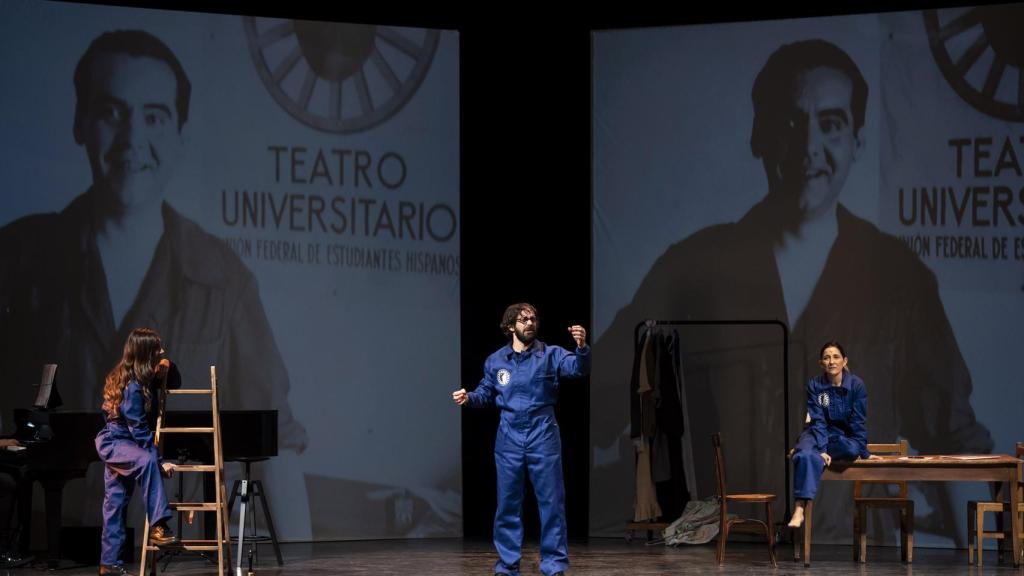 Los tres actores.