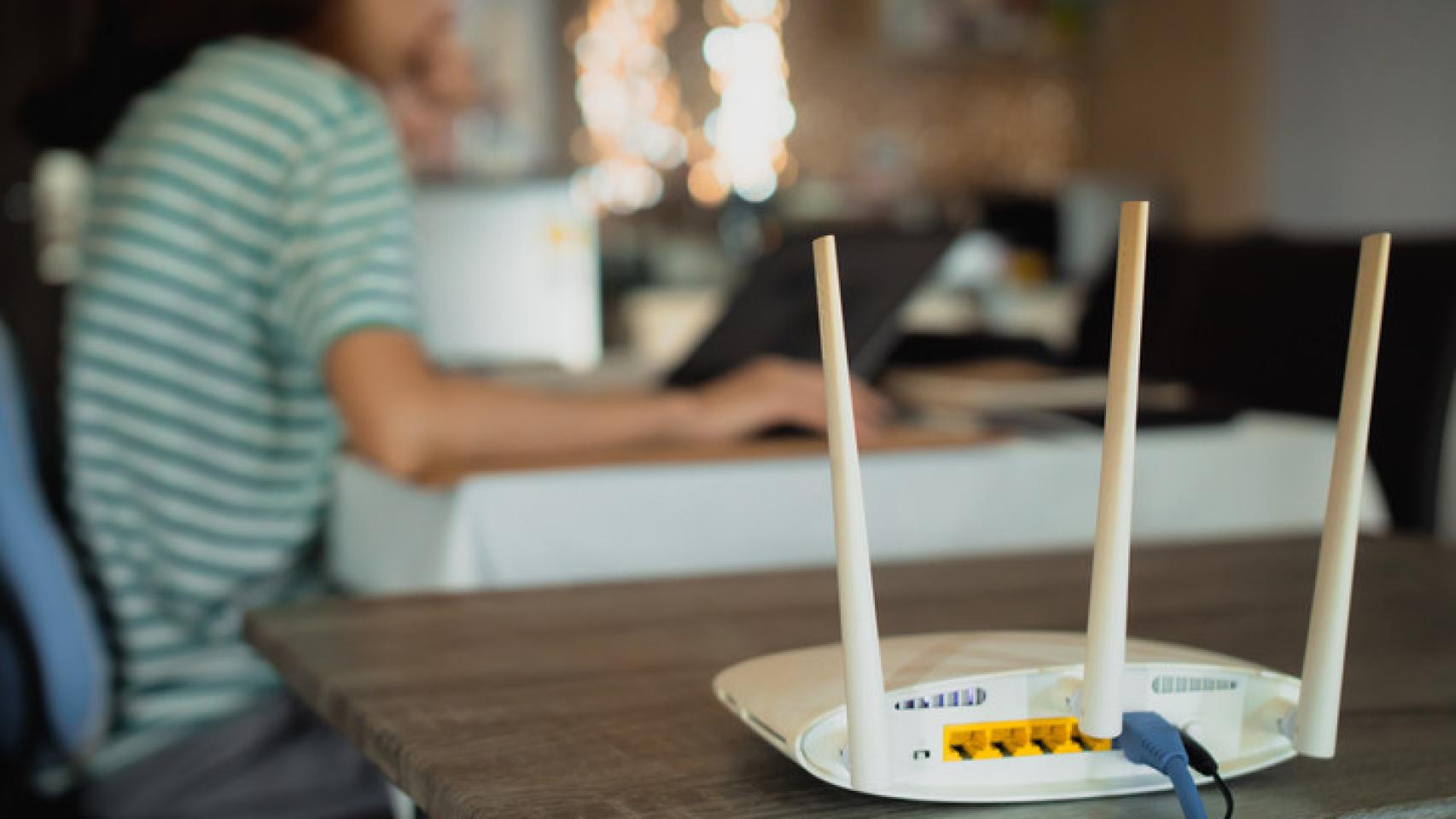 Este trucazo permite pillar a tus vecinos usando tu WiFi sin permiso.