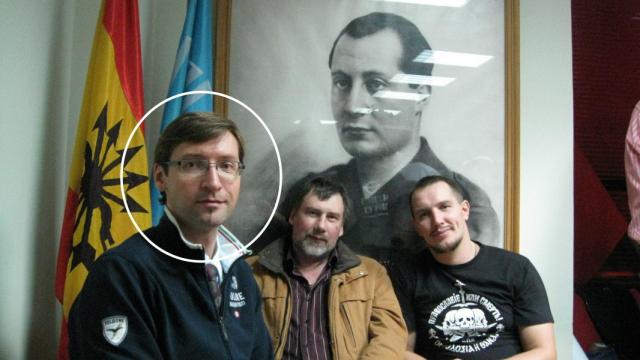 Stanislav Shevchuk (i) en una conferencia organizada en 2019 por Democracia Nacional. Acudió como representante del Movimiento Imperial Ruso, en nombre de Boroviov, según DN