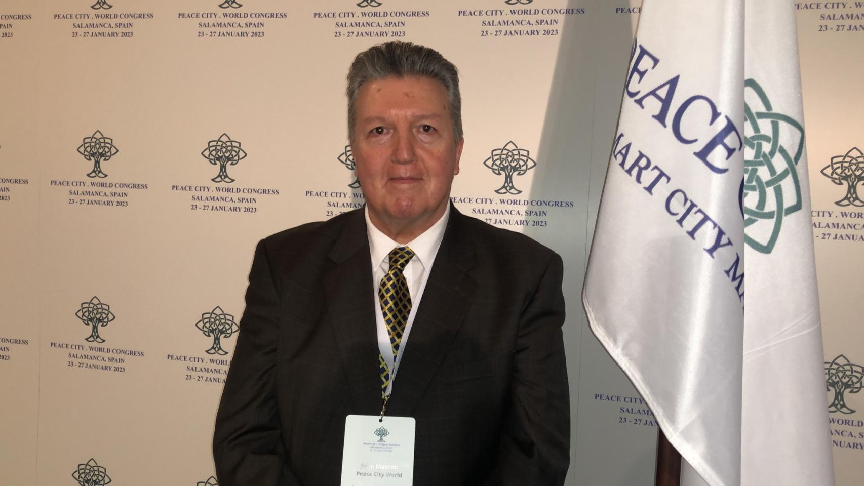 El presidente del Peace City World, John Mavrak