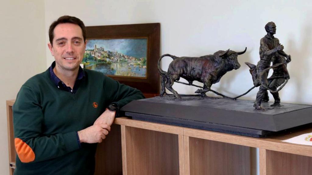 Luciano Huerga, en su despacho del nuevo edificio administrativo del Ayuntamiento de Benavente