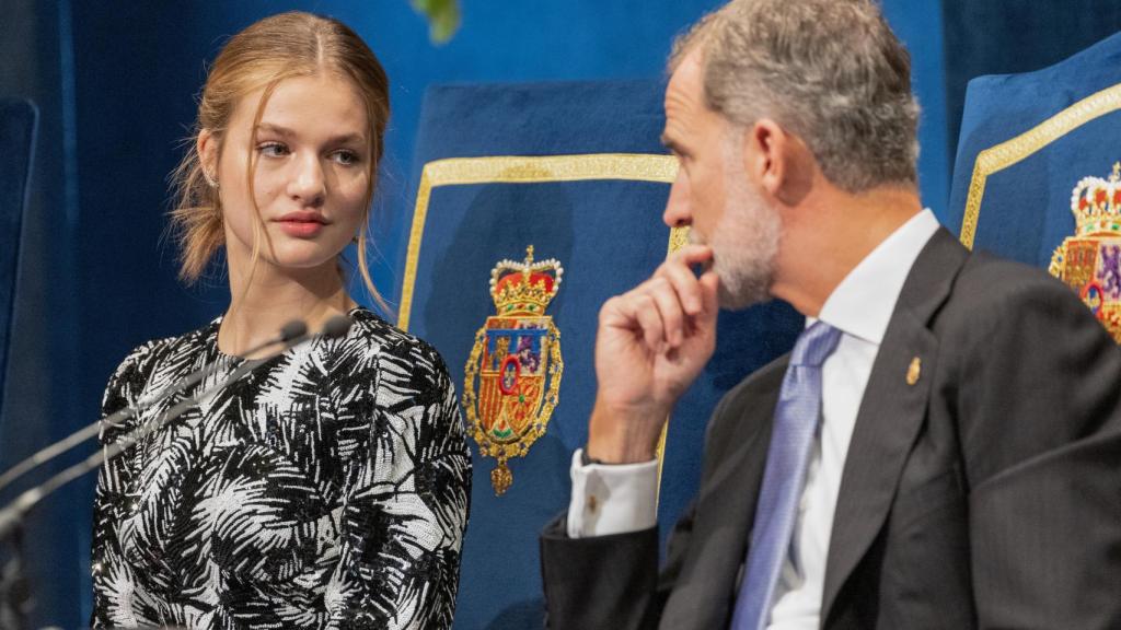 Leonor y Felipe VI en los Premios Princesa de Asturias.