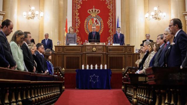 Roberta Metsola, Ander Gil y Félix Bolaños, durante el acto celebrado el viernes en el Senado.
