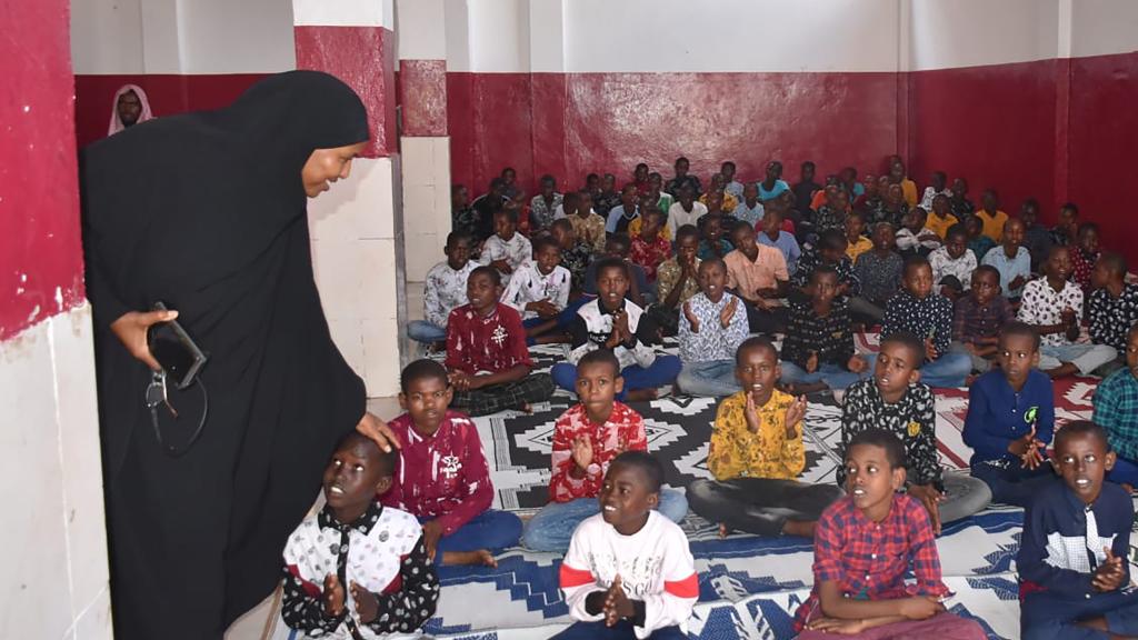 El orfanato de 'mamá Ugaso' en Mogadiscio, al que ayudan las tropas españolas.