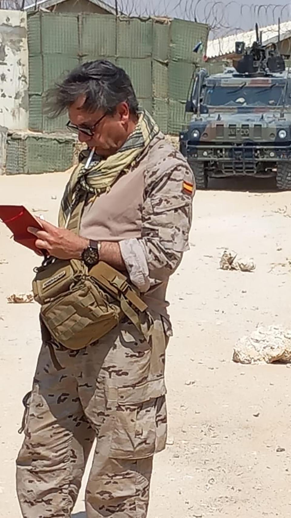 Ferrer-Dalmau trabajando en Somalia.