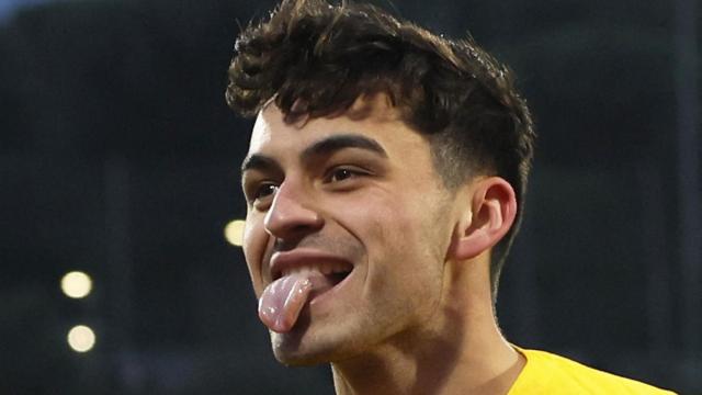 Pedri González, sacando la lengua para celebrar el 0-1 del Barcelona al Girona