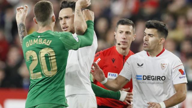 Sevilla FC y Elche CF el sábado en el estadio Sánchez-Pizjuán, en Sevilla.