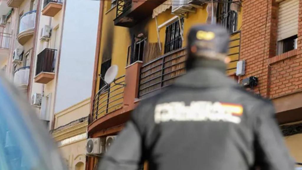 La vivienda en la que ha tenido lugar el siniestro está el barrio onubense de Isla Chica.
