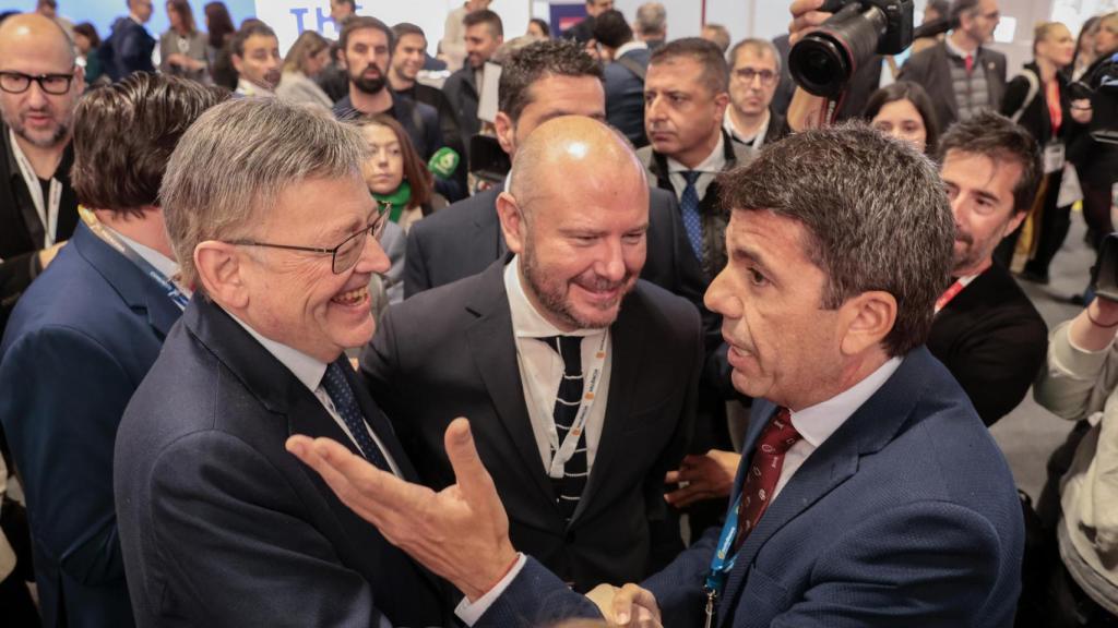 Ximo Puig y Carlos Mazón, en la reciente feria de turismo de Madrid.