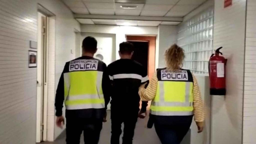 El condenado, detenido  por la Policía Nacional tras cometer el robo con violencia.