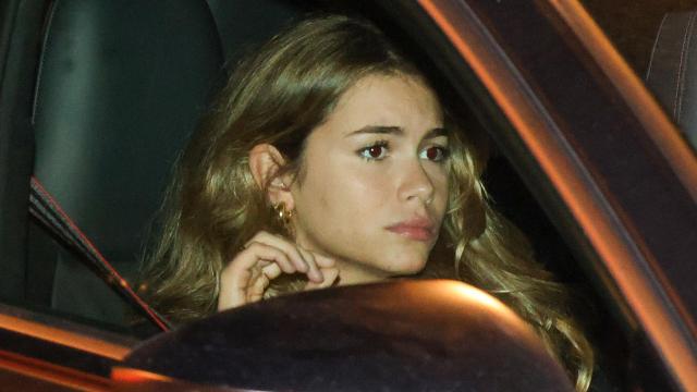 Clara Chía, captada en el coche junto a Gerard Piqué.