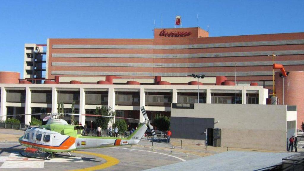 Hospital Virgen de la Arrixaca de Murcia al que acudieron los padres de Safaa para intentar reanimar a su hija.