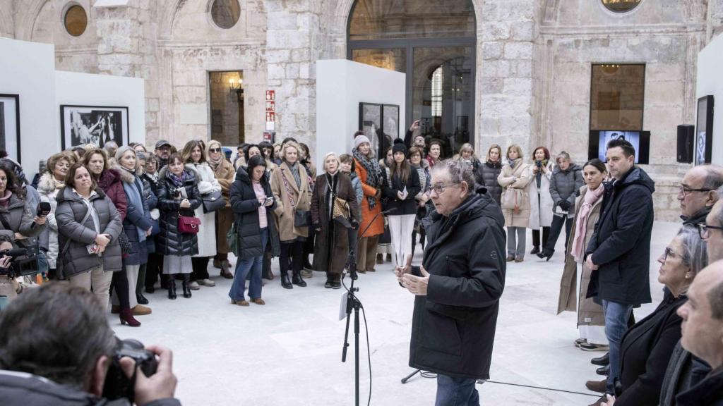 Roberto Verino en la exposición