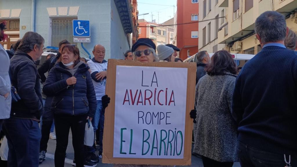 Un momento del desahucio de Alicante.