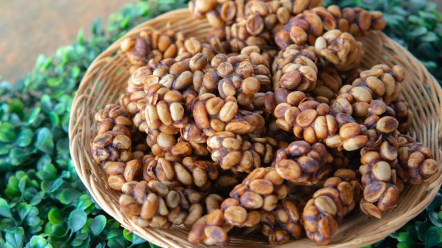 El café más caro del mundo es defecado por un animal