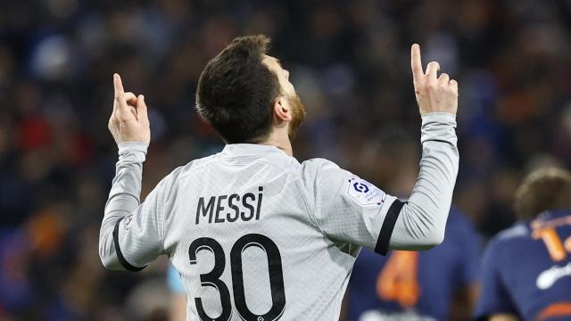 Leo Messi celebra un gol con el PSG